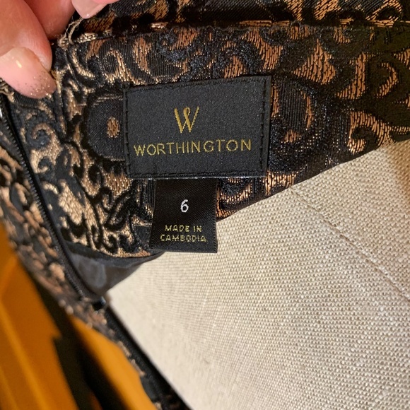 ⚜️NWOT‼️ Luxurious & Elegant Black and Gold Brocade Pencil Skirt - Sz 6 - Picture 8 of 14